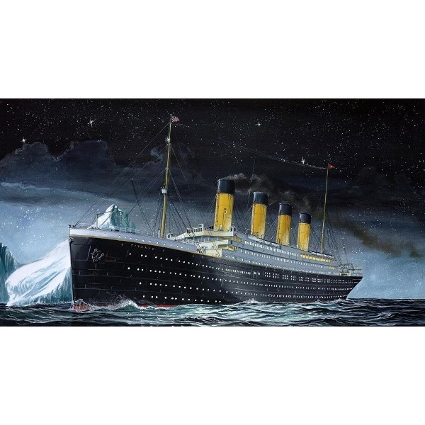 REVELL R.M.S. Titanic Rotaļu auto un modeļi