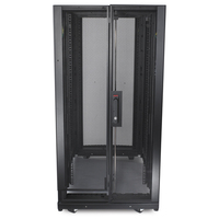 AR3104 NetShelter SX     24U 600mm x 1070mm Serveru aksesuāri