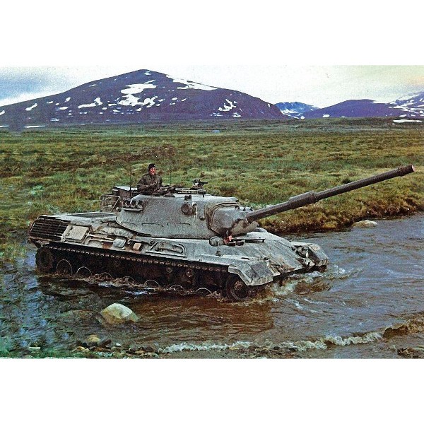 REVELL Leopard 1 (2.-4 p roduction batch) Rotaļu auto un modeļi
