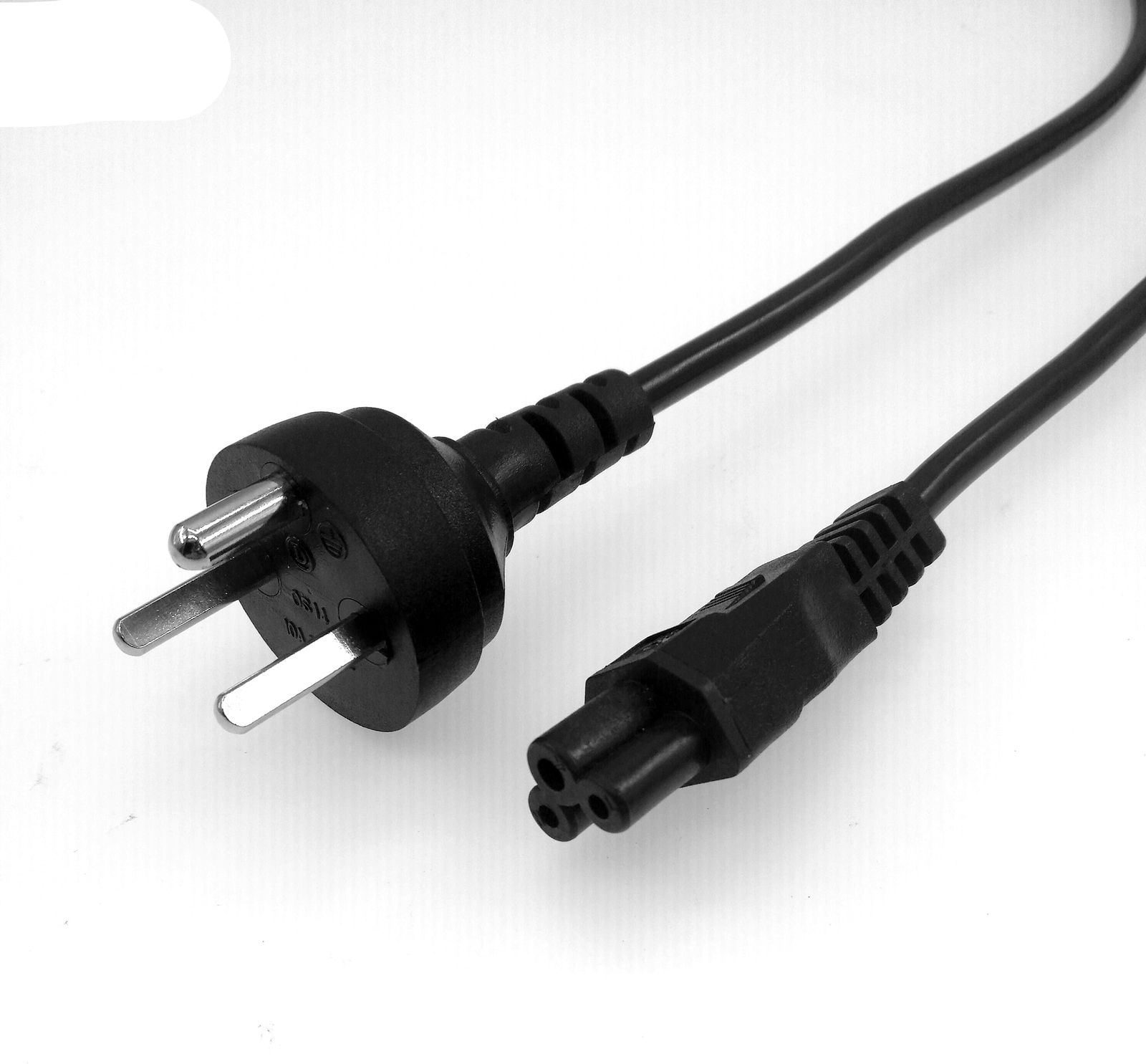 MicroConnect Power Cord DK EDB - C5 3m H05VV-F 3 x 0.75mm²  5711783332275 Barošanas kabelis