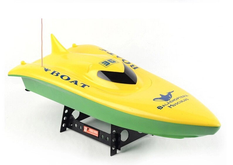 Volvo Racing Boat (RTR, range up to 70m, speed up to 35km/h) - Yellow