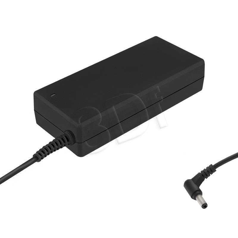 Laptop AC power adapter Qoltec Toshiba 90W | 19V | 4.9 A | 5.5x2.5 portatīvo datoru lādētājs