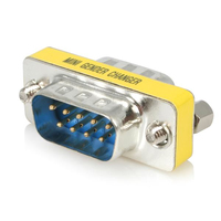 StarTech.com Seriell DB9 Gender Changer - St/St (GC9SM) adapteris