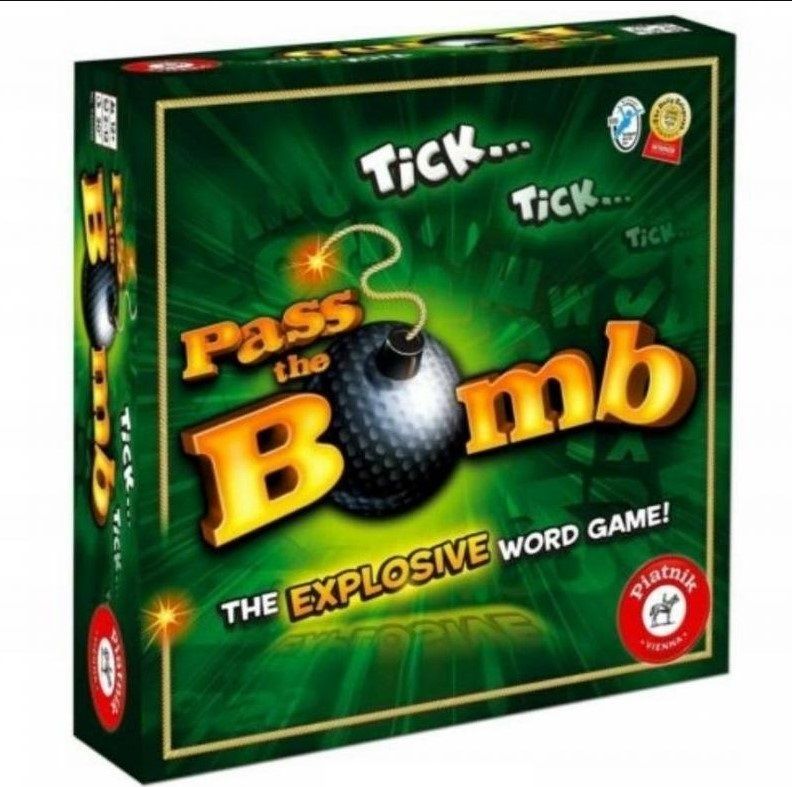 Piatnik Pass the Bomb board game (ENG) galda spēle