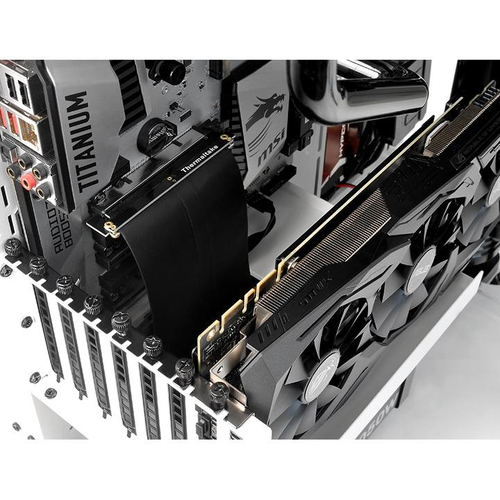 THERMALTAKE Gaming PCI-E 3.0 X16 Cable ventilators