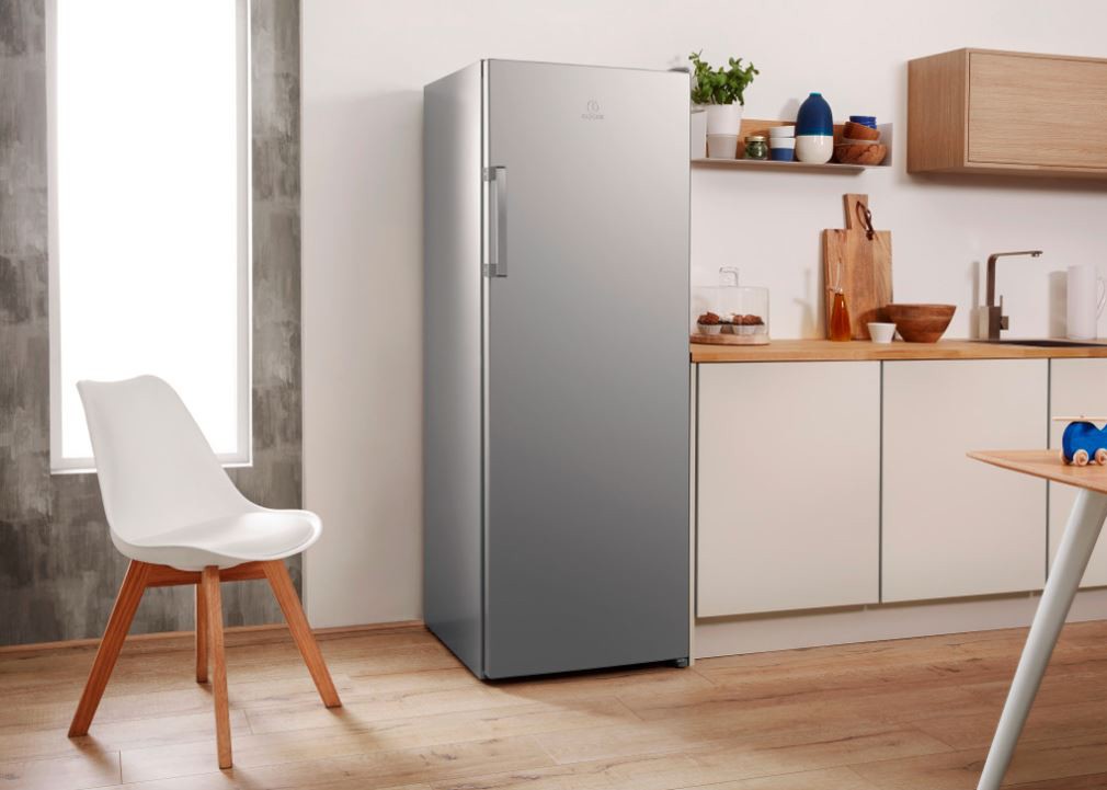 Indesit SI61S Ledusskapis