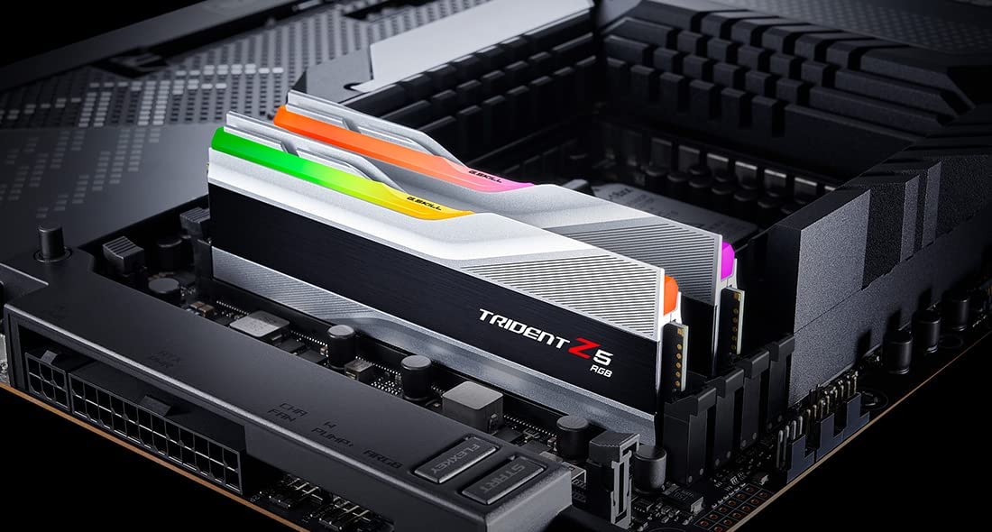 G.Skill Trident Z5 RGB - DDR5 - kit - 32 GB: 2 x 16 GB - DIMM 288-pin - 7600 MHz / PC5-60800 - unbuffered operatīvā atmiņa