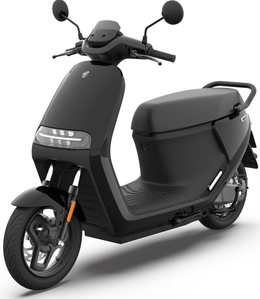 ESCOOTER SEATED E110S BLACK/AA.50.0002.45 SEGWAY NINEBOT Elektriskie skuteri un līdzsvara dēļi