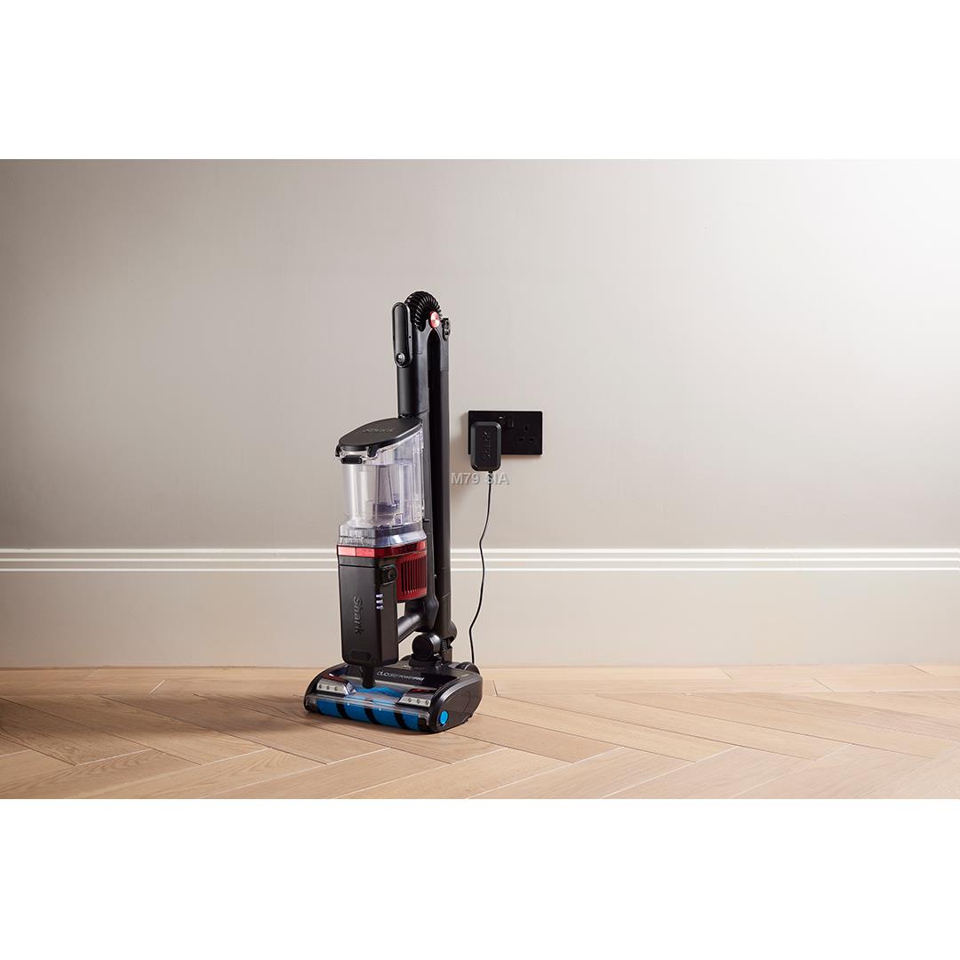 Shark Cordless Vacuum with Anti Hair-Wrap PowerFins Putekļu sūcējs