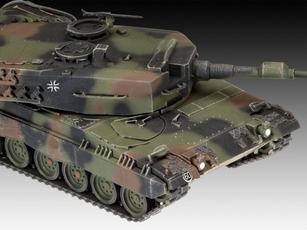 REVELL SLT 50-3 Elefant + Leopard 2A4 konstruktors