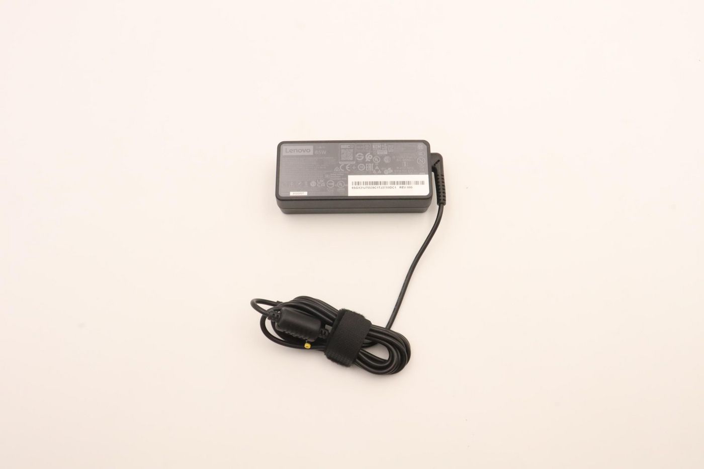 Lenovo AC_ADAPTER 65W,3P,WW,CHY 5715063083048 portatīvo datoru lādētājs