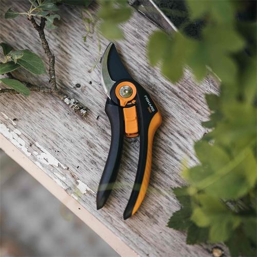 Fiskars SmartFit P541 1057169 dārza šķēres