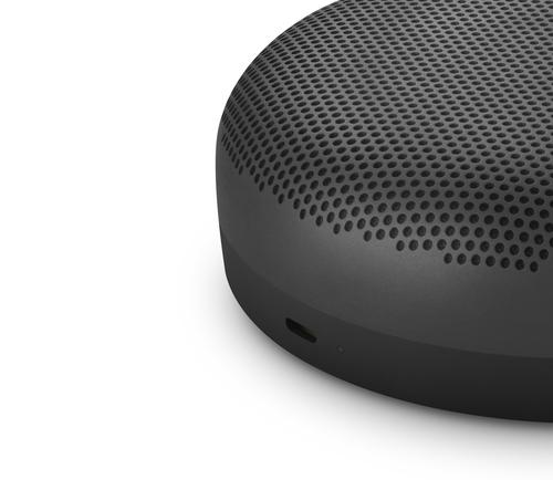 Bang & Olufsen Waterproof Bluetooth Speaker BeoSound A1 2nd Gen 5 W, Portable, Wireless connection, Black Anthracite, Maximum 92 dB 57052600 datoru skaļruņi