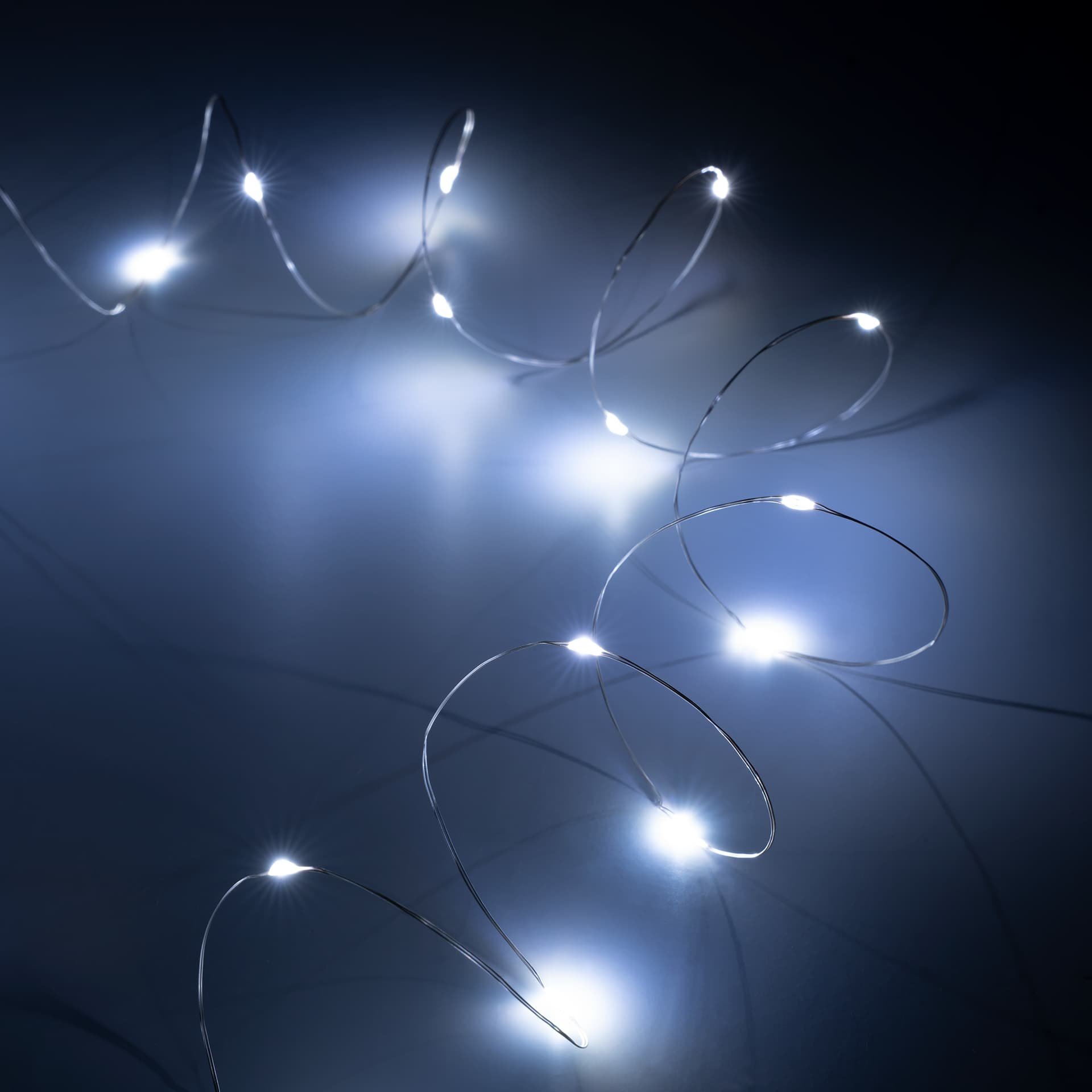 Lampki choinkowe Rebel 20 LED biale zimne ZAR0544 (5901890074261) Ziemassvētku lampiņas