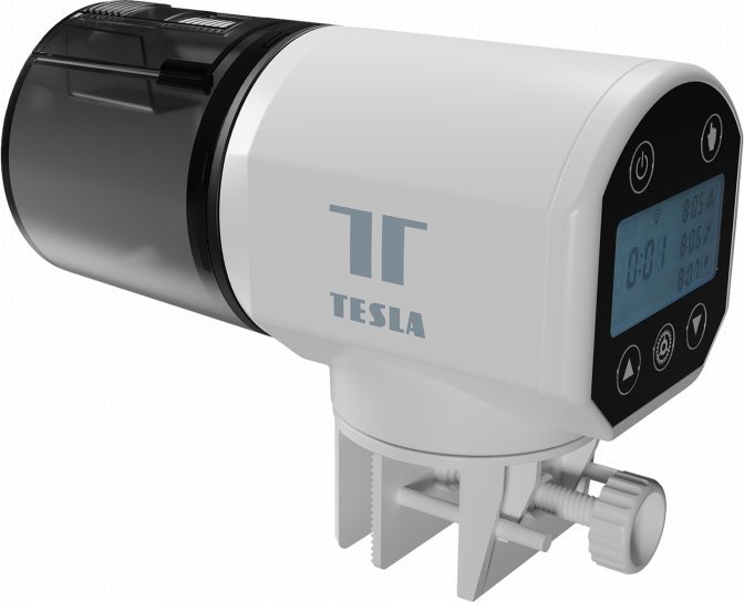 Tesla TSL-PC-059DW Smart Fish Feeder