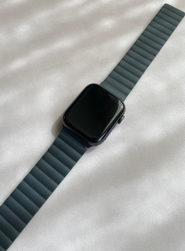 Decoded Decoded - silikonowy pasek do Apple Watch 42/44 mm (czarny)