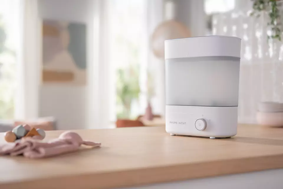 Philips Avent Natural Response pretkoliku pudelīte ar AirFree vārstu 125 ml, jaundzimušā knupītis, 0m+ SCY670/01 piederumi bērnu barošanai