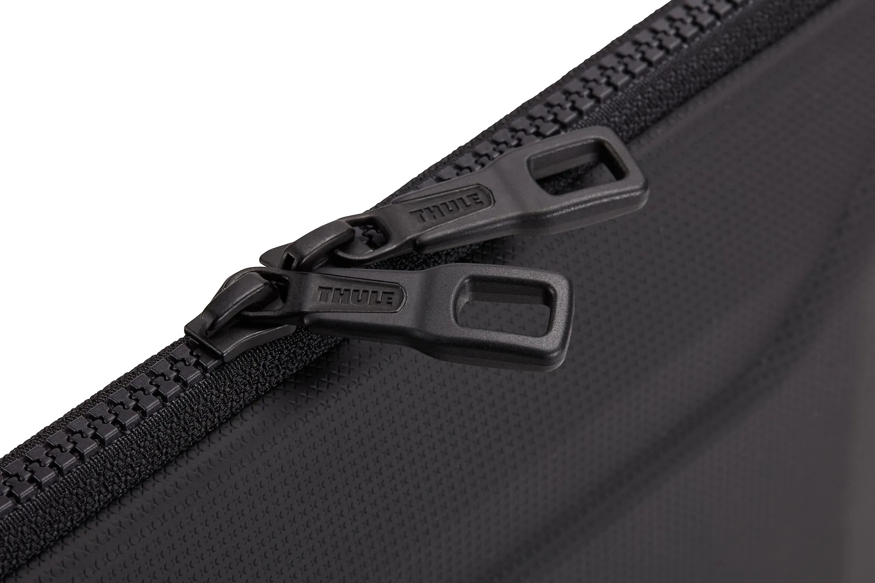 Thule Gauntlet 4 MacBook Pro Sleeve 16 TGSE-2357 Black (3204523) portatīvo datoru soma, apvalks