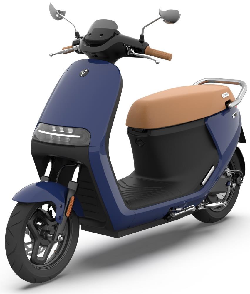 ESCOOTER SEATED E125S BLUE/AA.50.0009.68 SEGWAY NINEBOT Elektriskie skuteri un līdzsvara dēļi